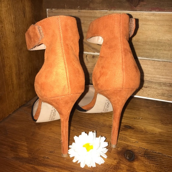 🌼HP🌼 Free People by Charles David Heels Pumps - Picture 6 of 8